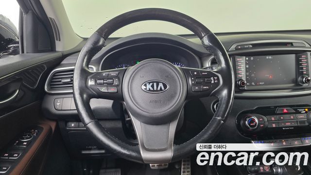 Kia Sorento 2017 — photo 19