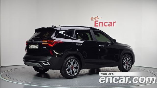 Kia Seltos 2020 — photo 2