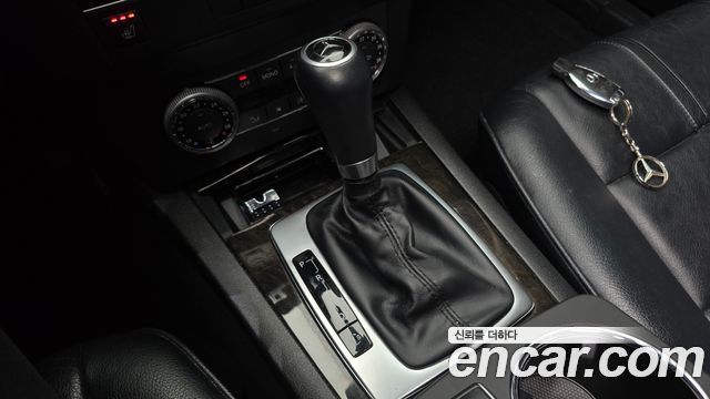 Mercedes-Benz GLK-Class 2012 — photo 9