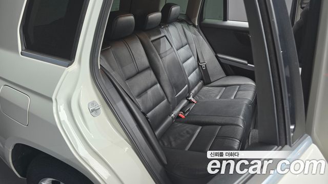 Mercedes-Benz GLK-Class 2012 — photo 12