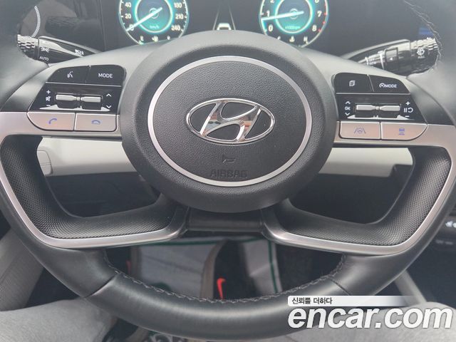 Hyundai AVANTE 2021 — photo 11
