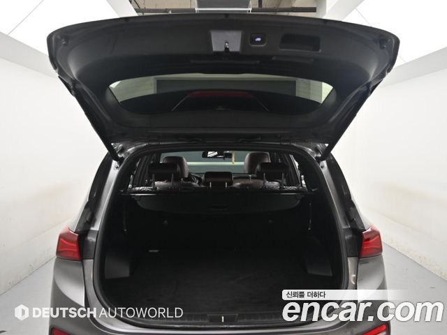 Hyundai Santafe 2019 — photo 19