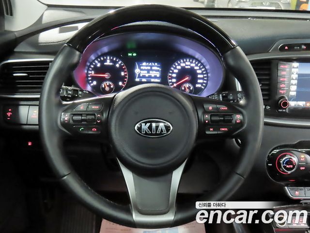 Kia Sorento 2015 — photo 9