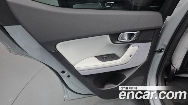 Polestar Polestar 2 2025 — photo 15