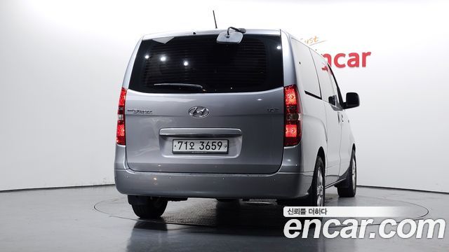 Hyundai Starex 2018 — photo 4