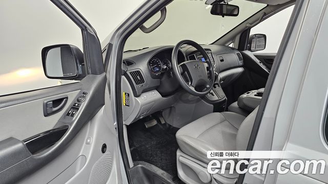 Hyundai Starex 2018 — photo 10