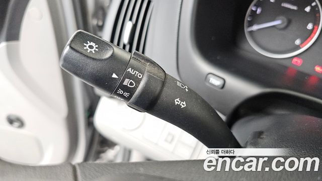 Hyundai Starex 2018 — photo 19