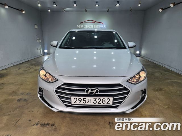 Hyundai AVANTE 2017 — photo 2