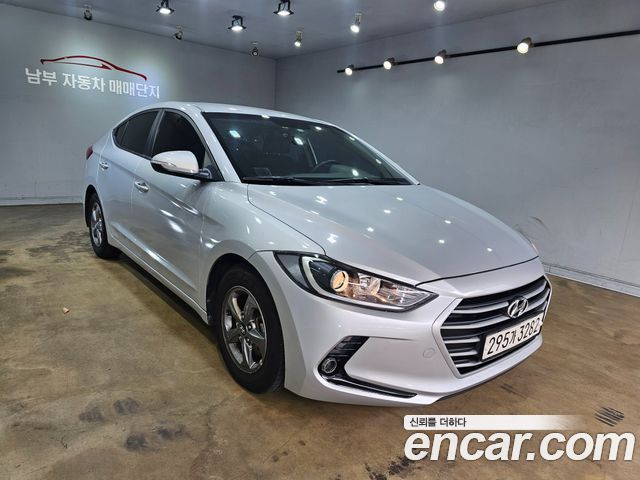 Hyundai AVANTE 2017 — photo 3