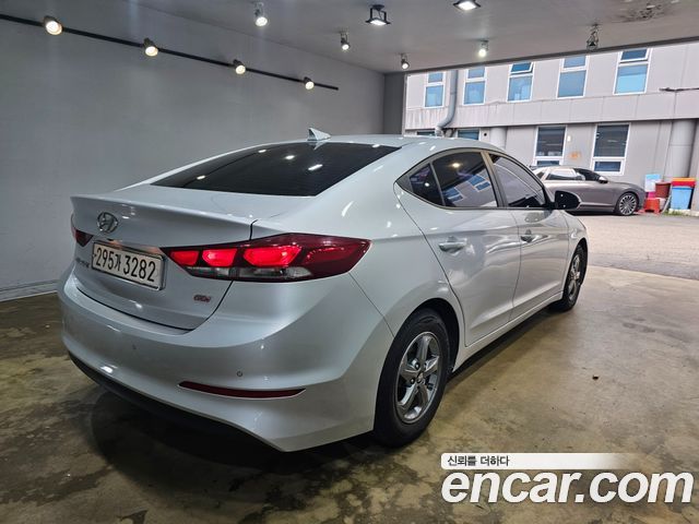 Hyundai AVANTE 2017 — photo 4