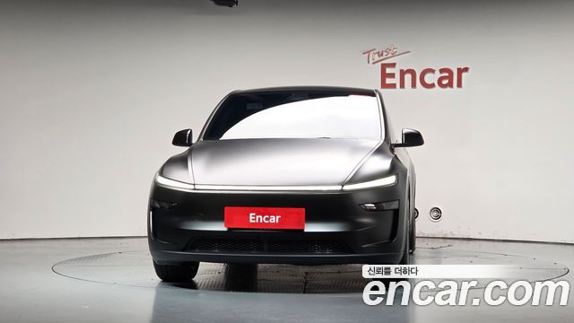 Tesla Model Y 2026 — photo 3