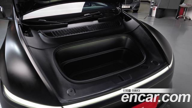 Tesla Model Y 2026 — photo 6