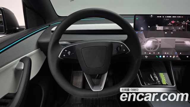 Tesla Model Y 2026 — photo 19