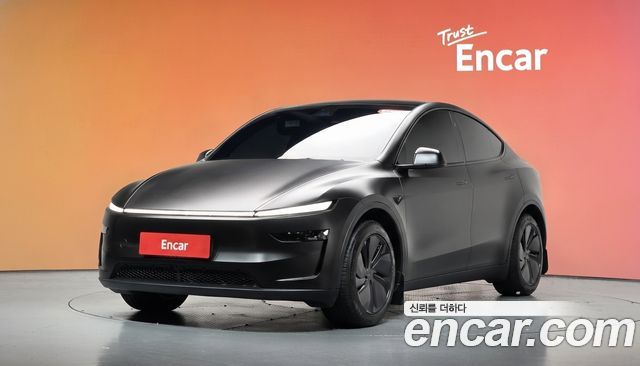 Tesla Model Y 2026 — photo 1