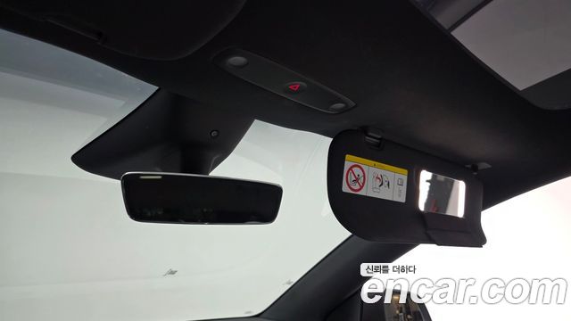 Tesla Model Y 2026 — photo 31