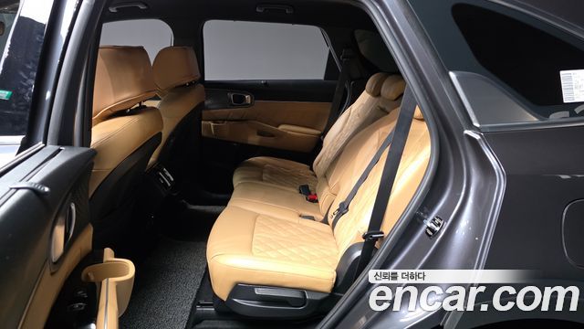 Kia Sorento 2021 — photo 16
