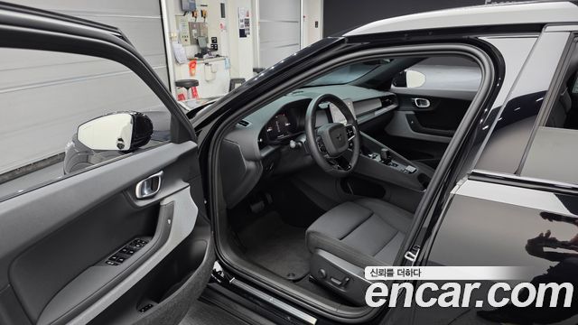 Polestar Polestar 2 2023 — photo 13