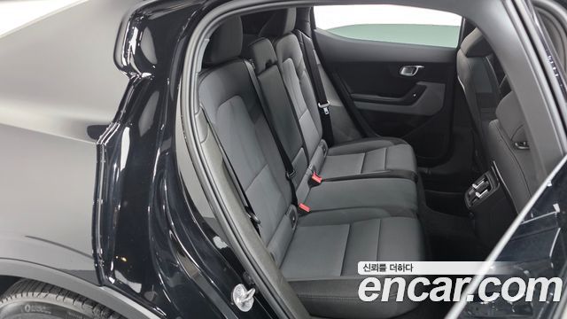Polestar Polestar 2 2023 — photo 18