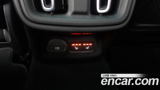 Polestar Polestar 2 2023 — photo 19