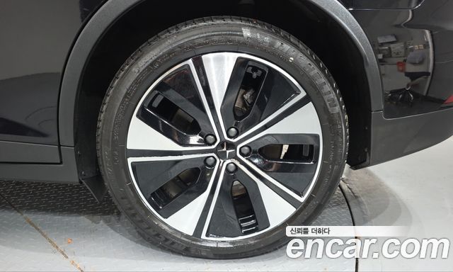 Polestar Polestar 2 2023 — photo 7