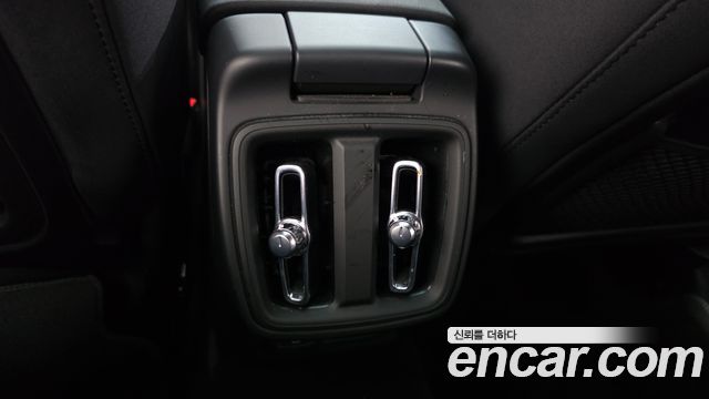 Polestar Polestar 2 2023 — photo 36