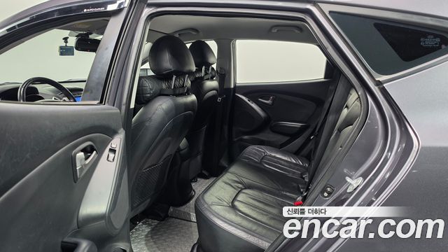 Hyundai Tucson 2010 — photo 11