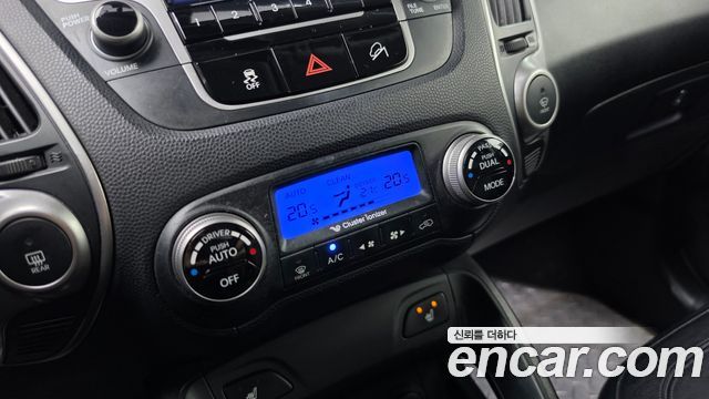 Hyundai Tucson 2010 — photo 16