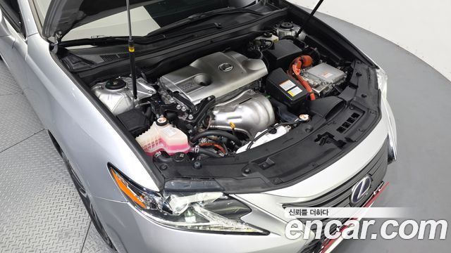 Lexus ES 2017 — photo 6