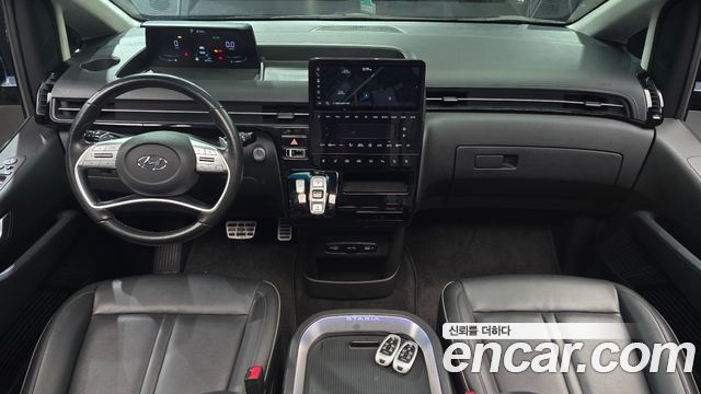 Hyundai Staria 2022 — photo 7