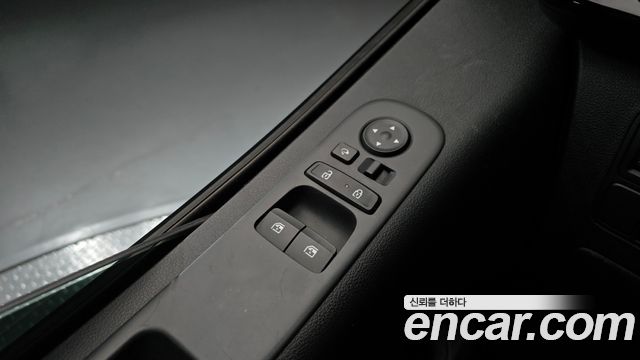 Hyundai Staria 2022 — photo 17