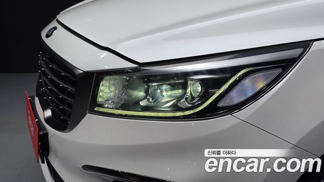 Kia Canival 2019 — photo 8