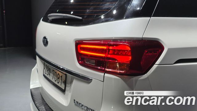 Kia Canival 2019 — photo 9