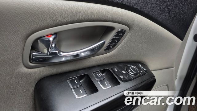Kia Canival 2019 — photo 35