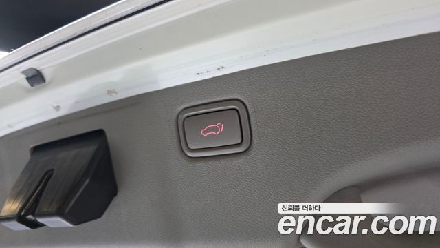 Kia Canival 2019 — photo 37