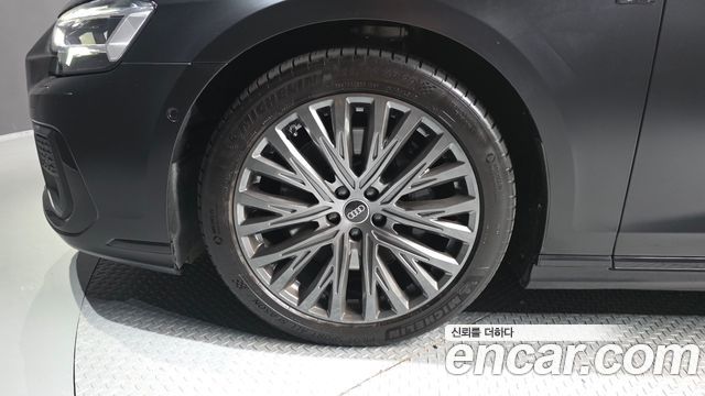 Audi A8 2023 — photo 5