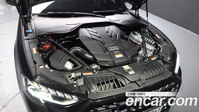 Audi A8 2023 — photo 6
