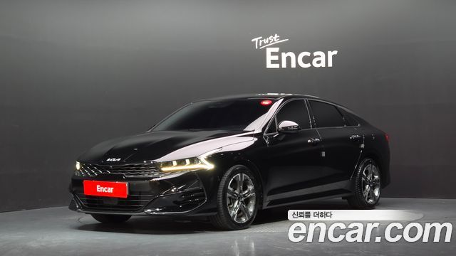 Kia K5 2023 — photo 1