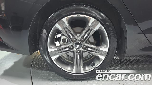 Kia K5 2023 — photo 5