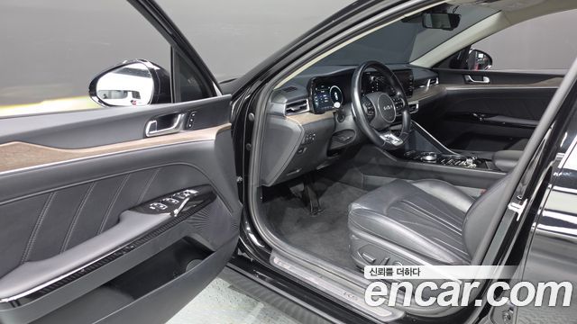 Kia K5 2023 — photo 13