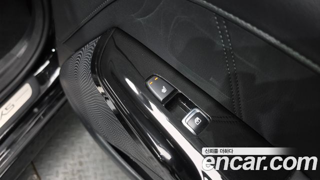 Kia K5 2023 — photo 25