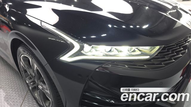 Kia K5 2023 — photo 8