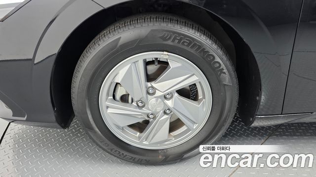 Hyundai AVANTE 2024 — photo 5