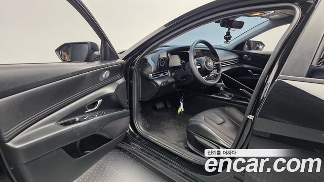 Hyundai AVANTE 2024 — photo 13