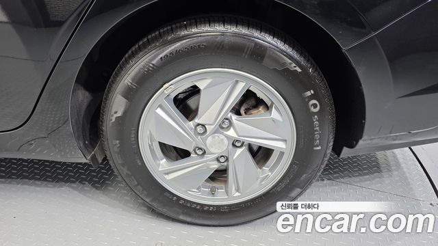 Hyundai AVANTE 2024 — photo 7