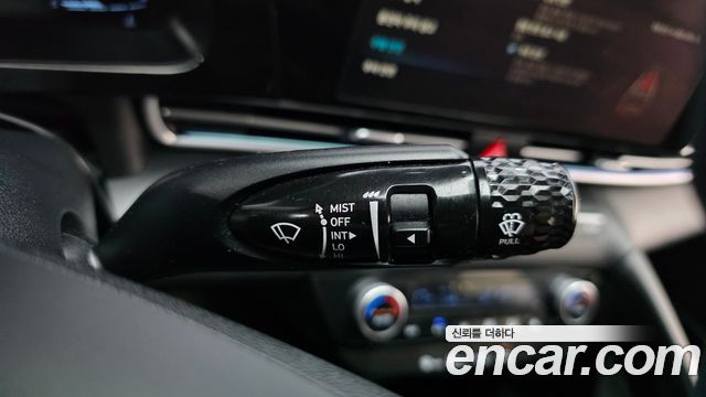 Hyundai AVANTE 2024 — photo 28