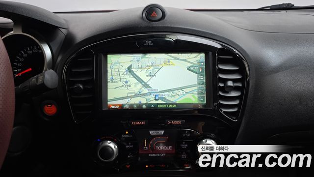 Nissan Juke 2016 — photo 14