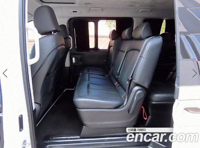 Hyundai Staria 2023 — photo 6