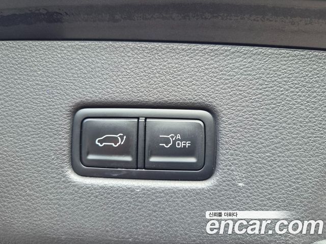 Kia Canival 2021 — photo 19