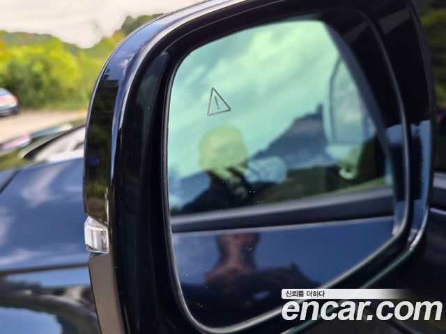 Kia Canival 2021 — photo 20
