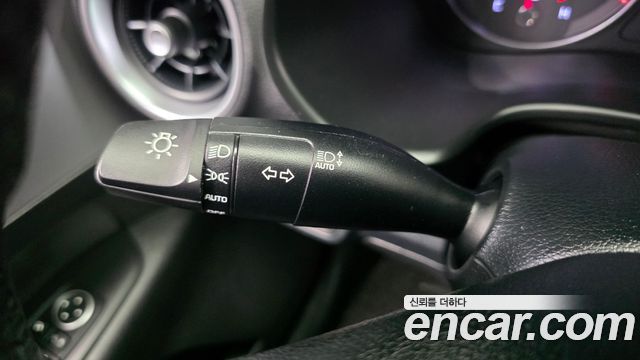 Kia K3 2022 — photo 24